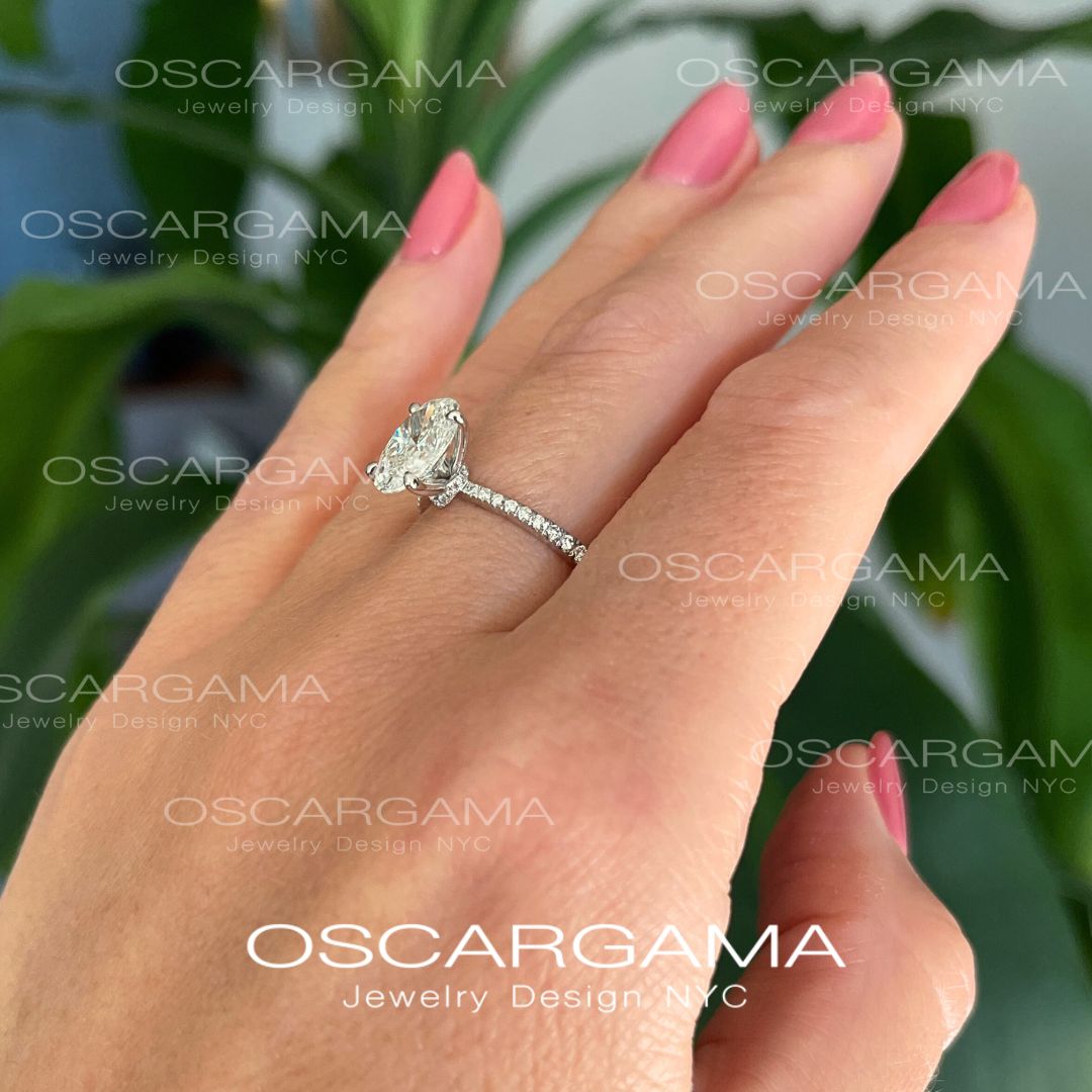 Classic Solitaire Oval engagement ring 2ct to 3ct lab Grown Diamond