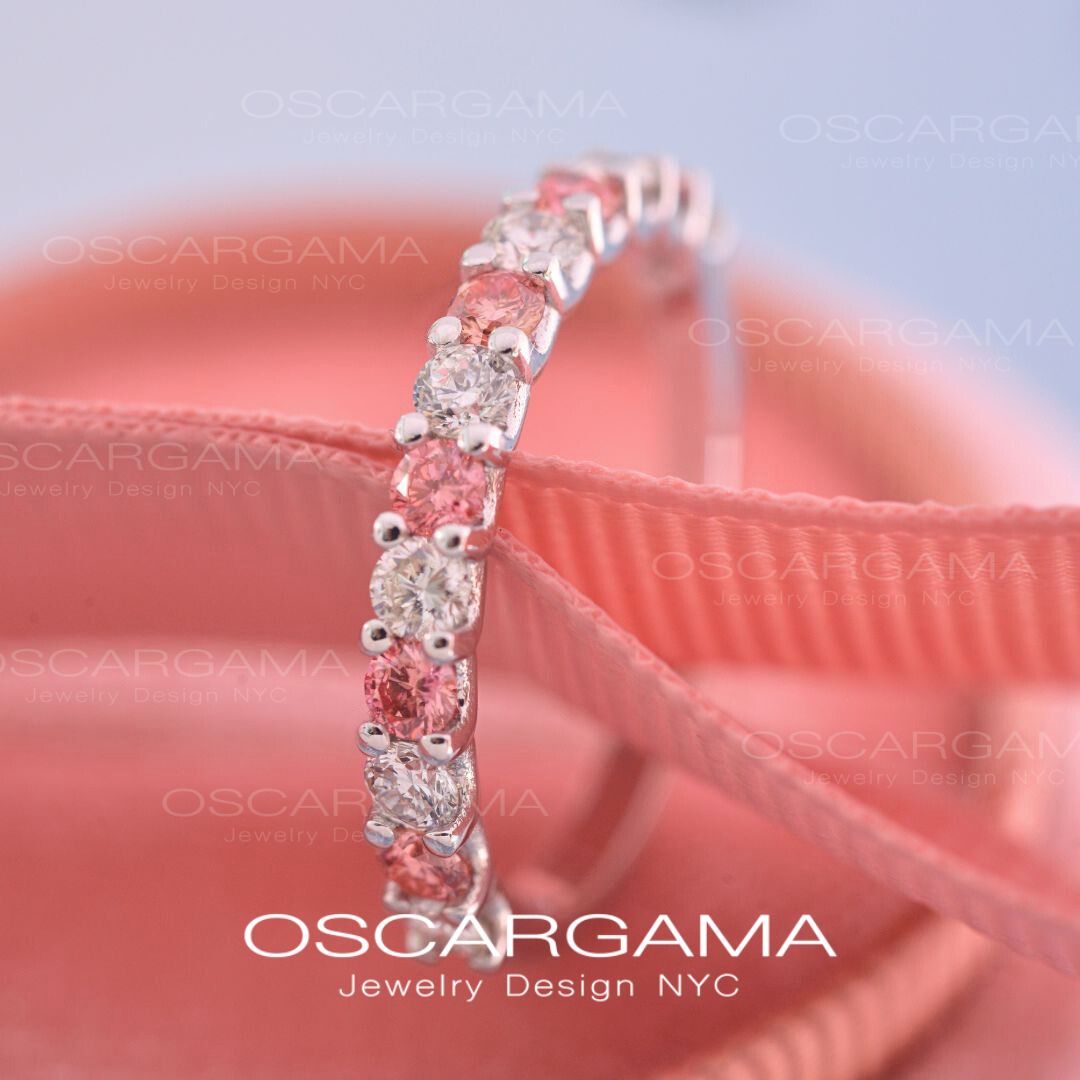 Wedding Band Common Prong Pink & White Diamonds 1ct