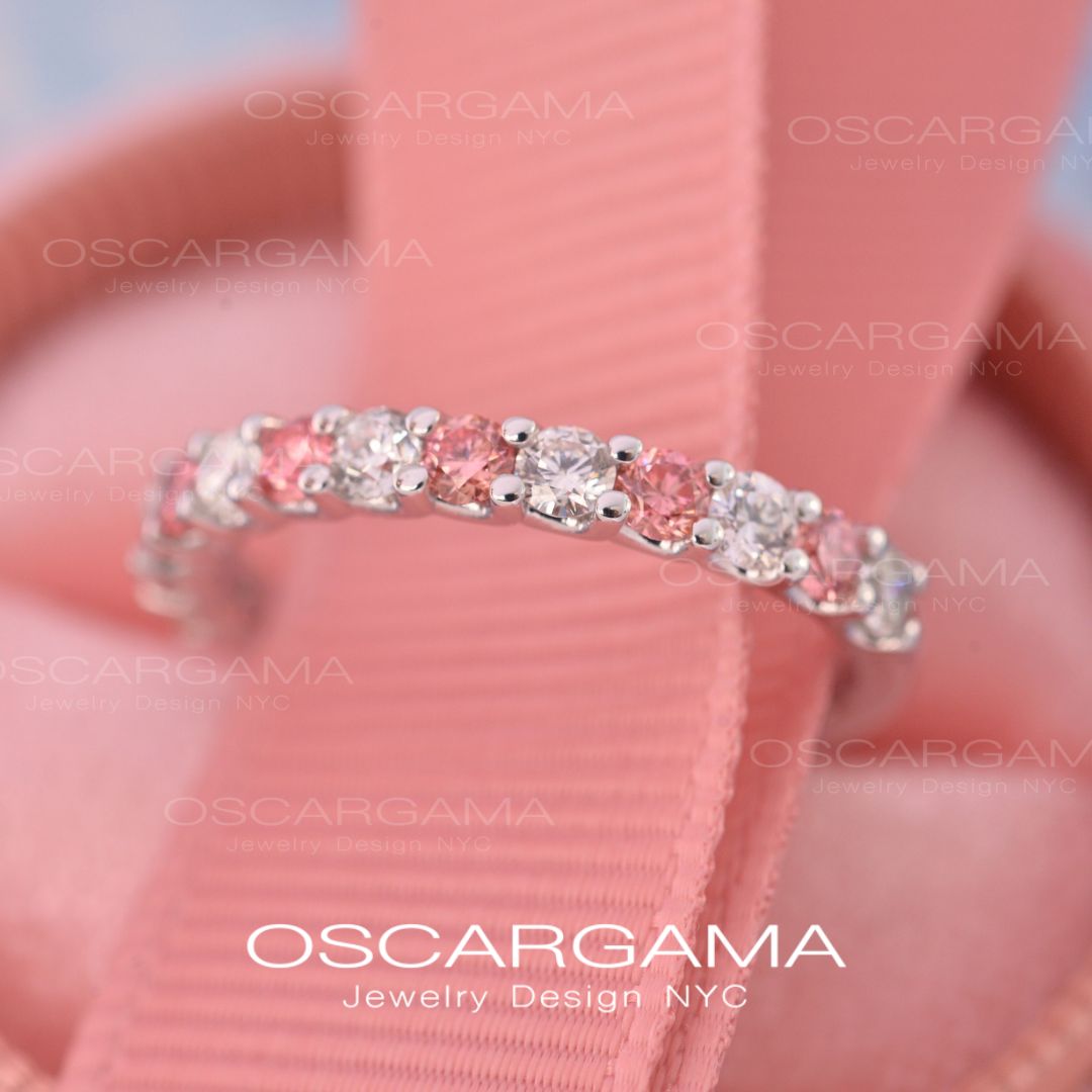 Wedding Band Common Prong Pink & White Diamonds 1ct