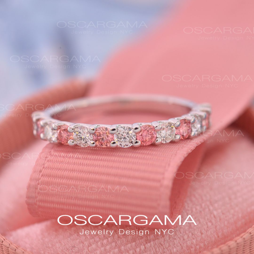 Wedding Band Common Prong Pink & White Diamonds 1ct