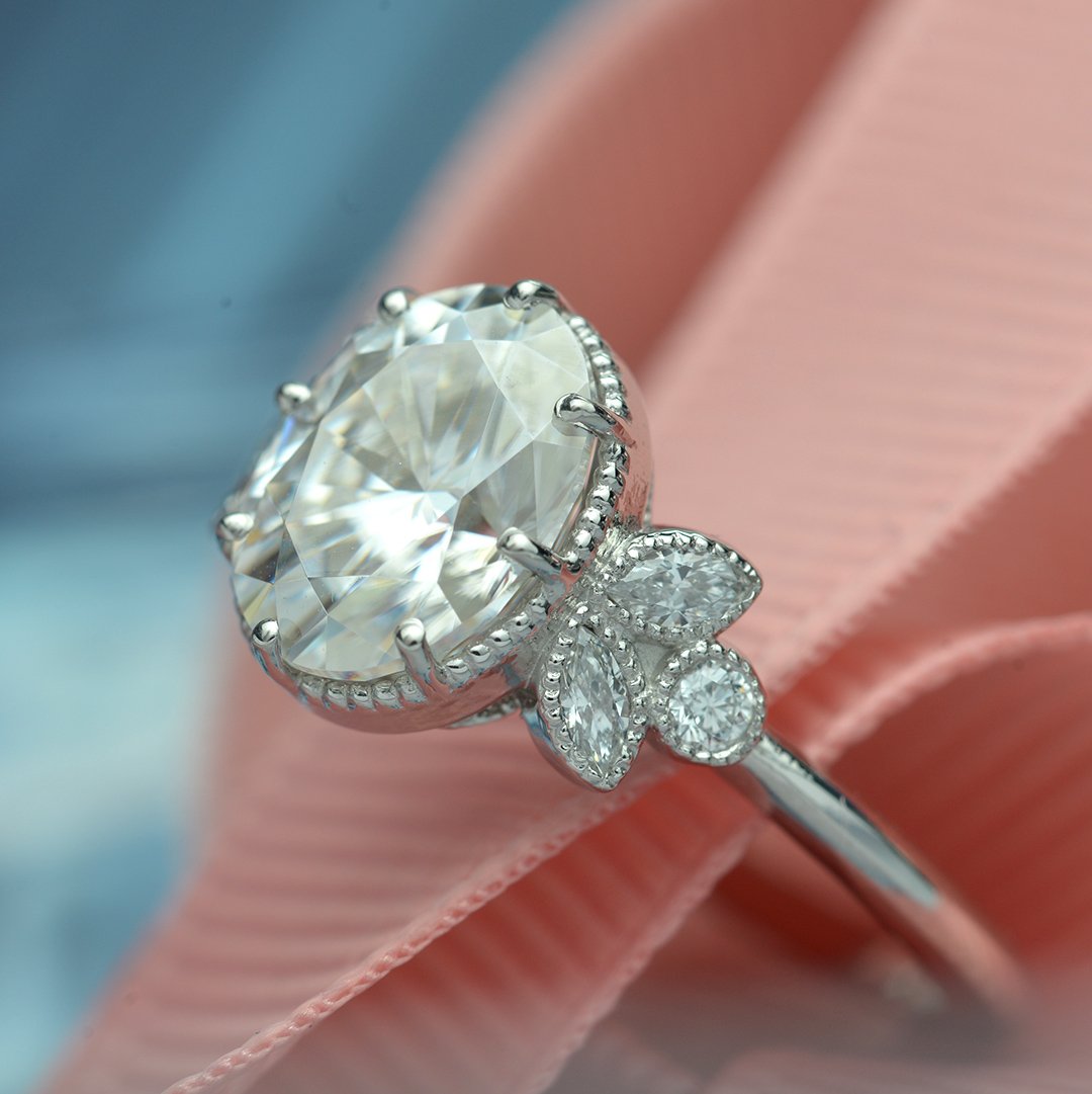 Oval Engagement Ring Vintage Inspired with marquises in White Gold