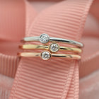 3 bizel mini bands in withe, pink and yellow gold